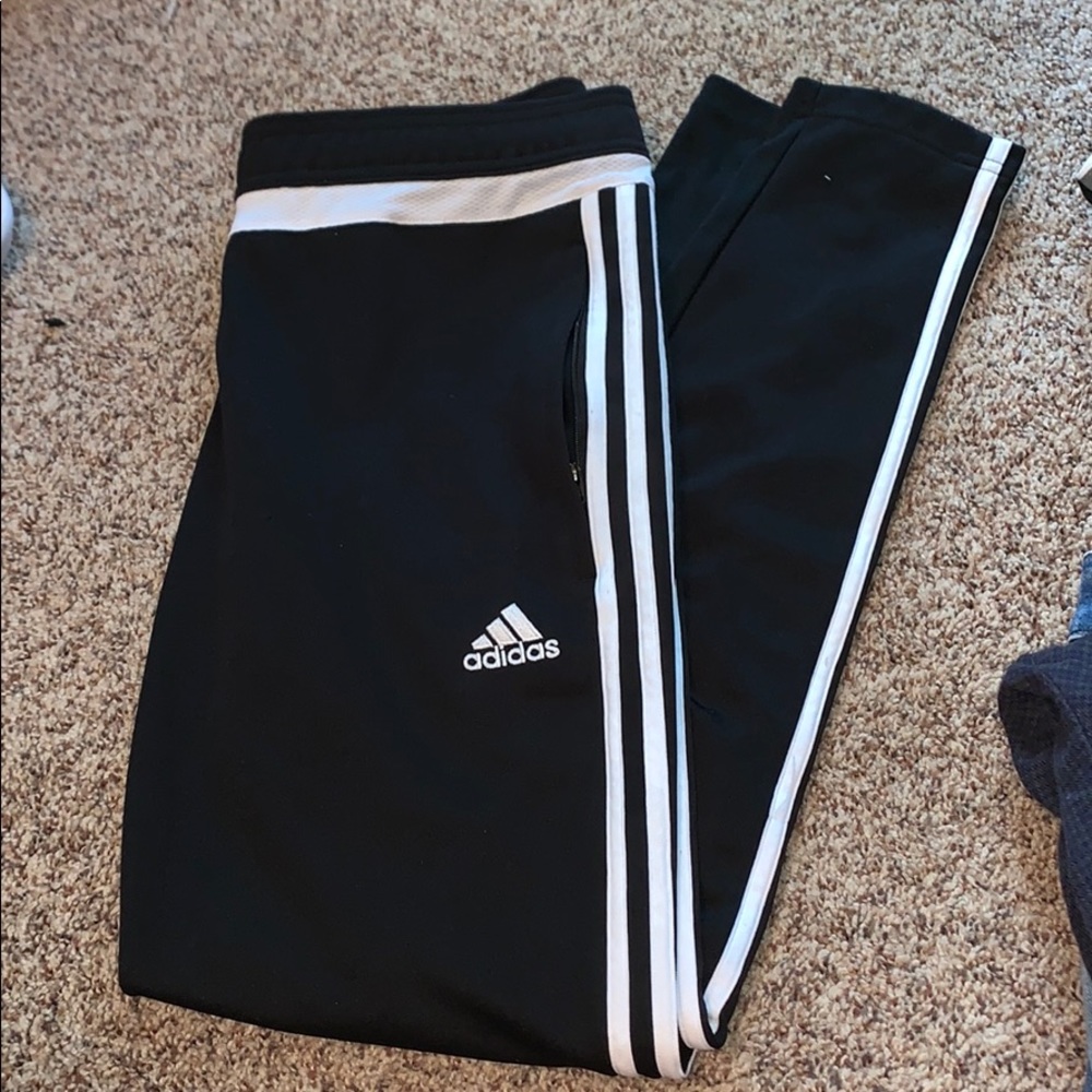 SIZE M ADIDAS JOGGERS